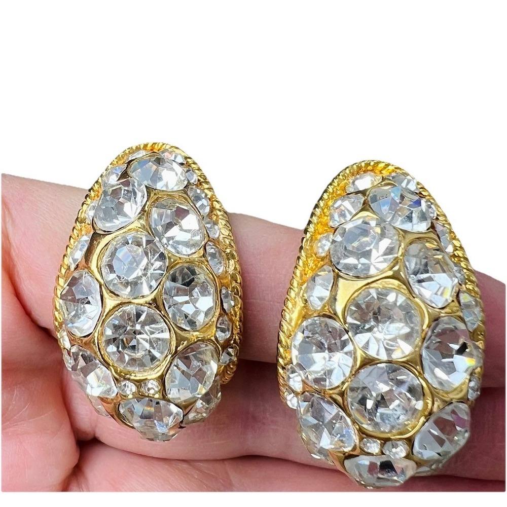 VINTAGE Blanca Crystal Hoop Clip Ons Sparkling Crystal Diamante Rhinestone 1.5"